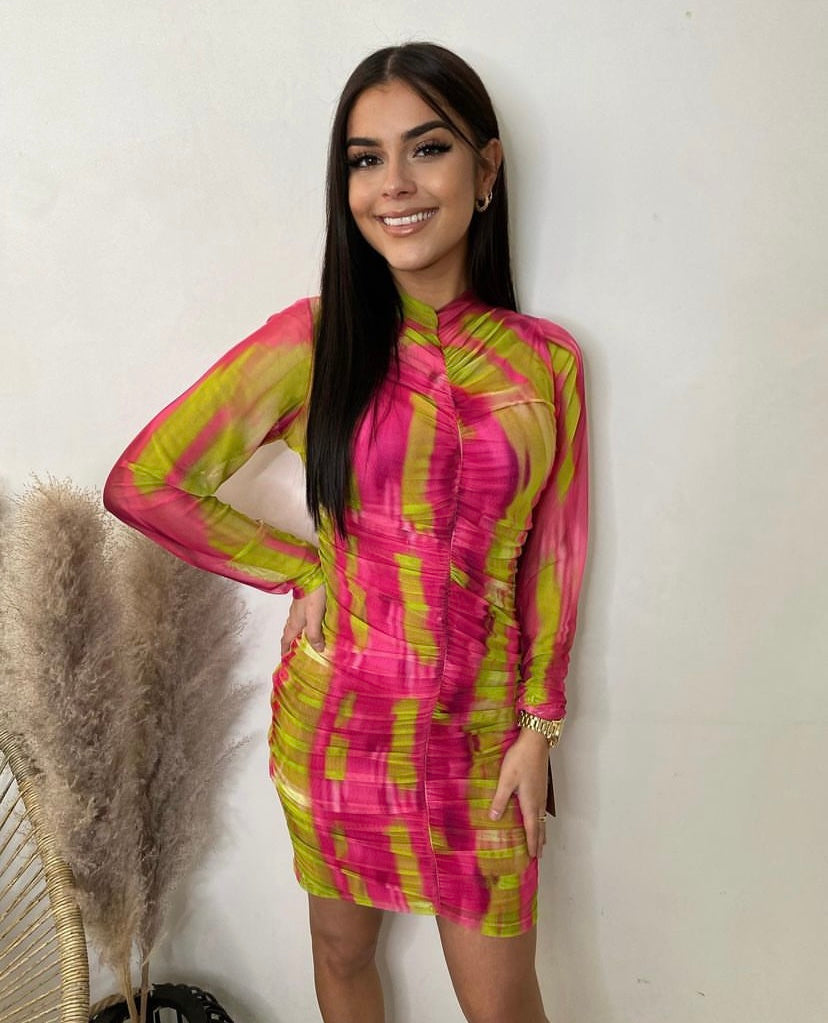Robe tie and dye